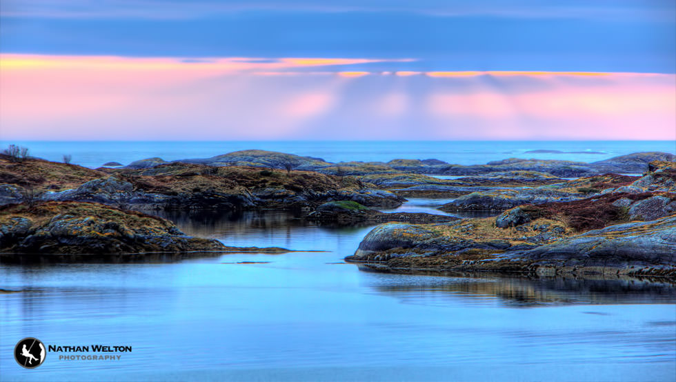 norwegian-landscape-sun-rays.jpg hustadvika landscape hdr